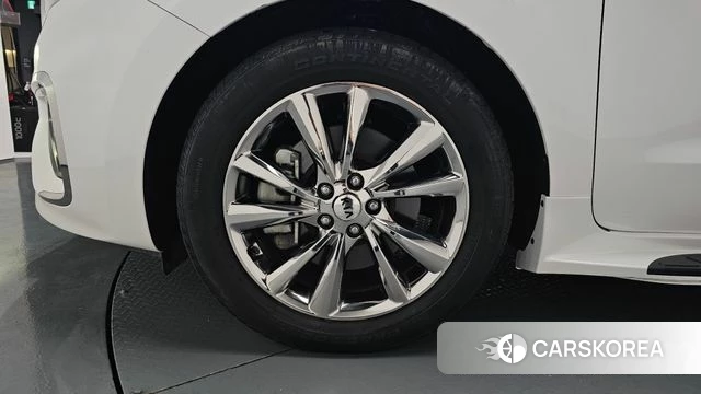 Kia The New Carnival id 4225145 из Кореи 29