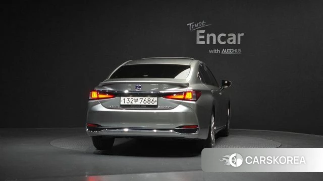 Lexus ES300h 7th generation id 3842554 из Кореи 14