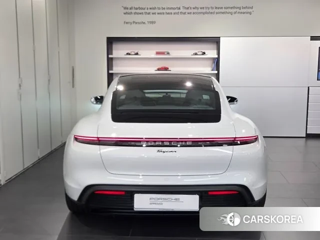 Porsche Taycan 2025 Белый из Кореи, фото 6