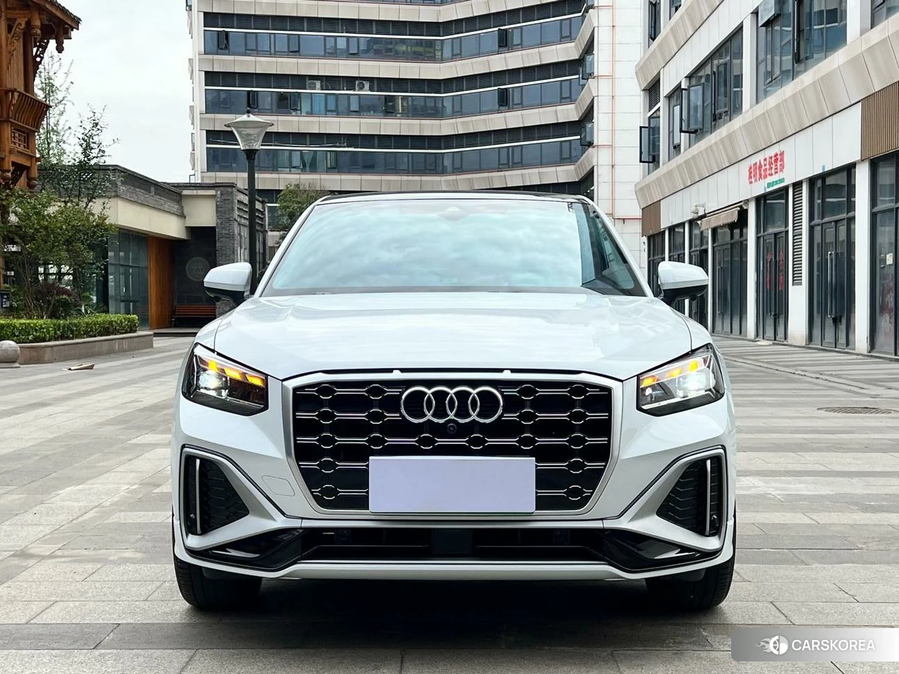Audi Q2L 2023 Белый из Китая, фото 6