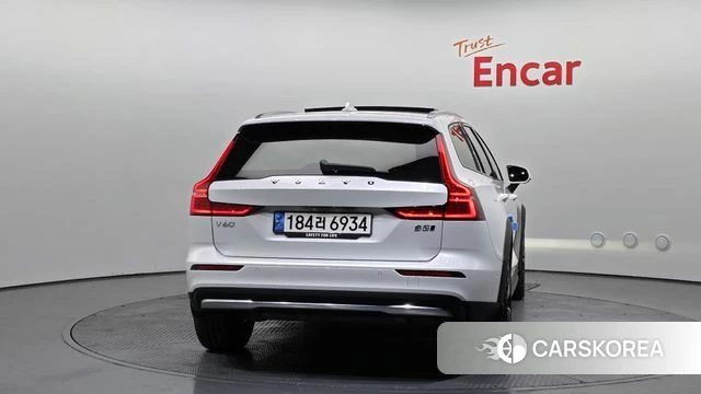Volvo V60 Cross-Country 2nd Generation id 3786975 из Кореи 14