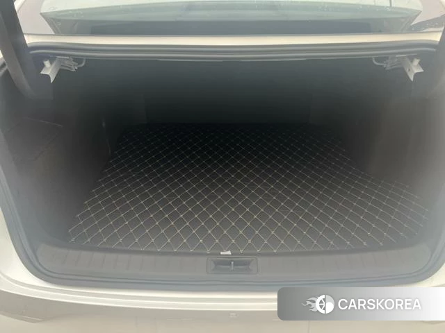 Nissan N6 id 4258648 из Китая 7