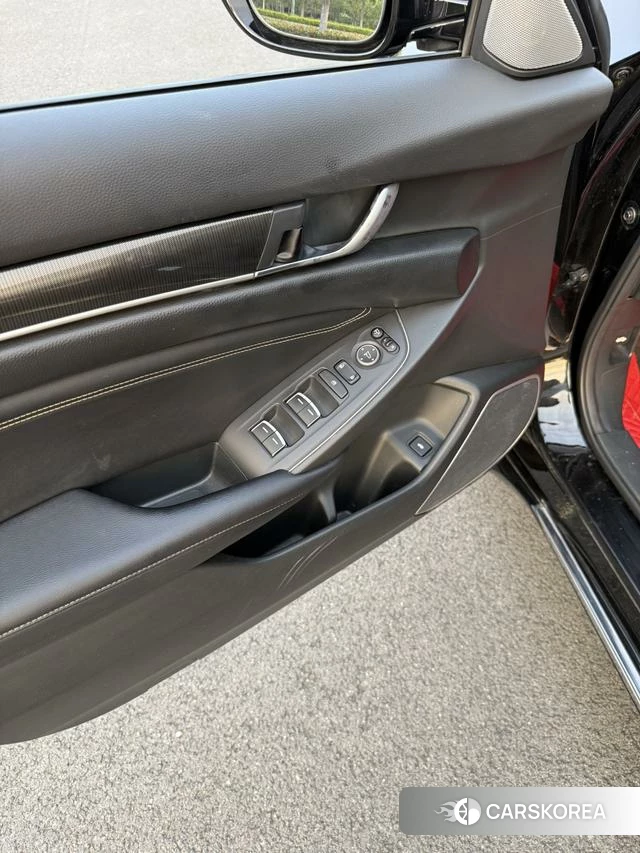Honda Accord id 4365898 из Китая 8