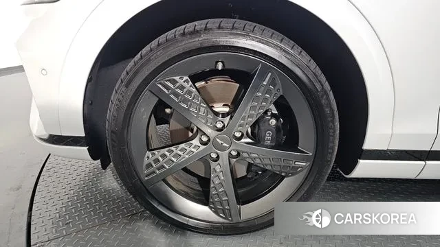 Genesis GV70 id 3300057 из Кореи 14