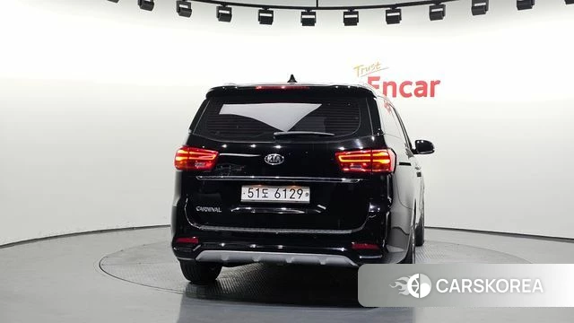 Kia The New Carnival id 4371598 из Кореи 14
