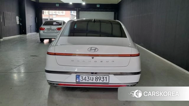 Hyundai Grandeur (GN7) id 3851229 из Кореи 12