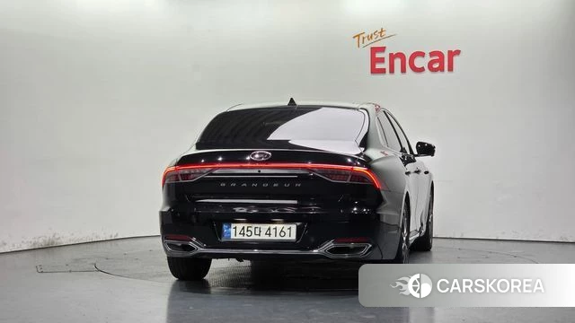 Hyundai The New Grandeur IG id 4736385 из Кореи 30