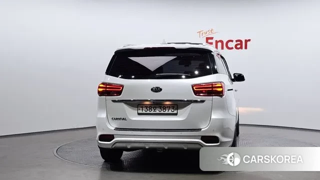 Kia The New Carnival id 3661919 из Кореи 14