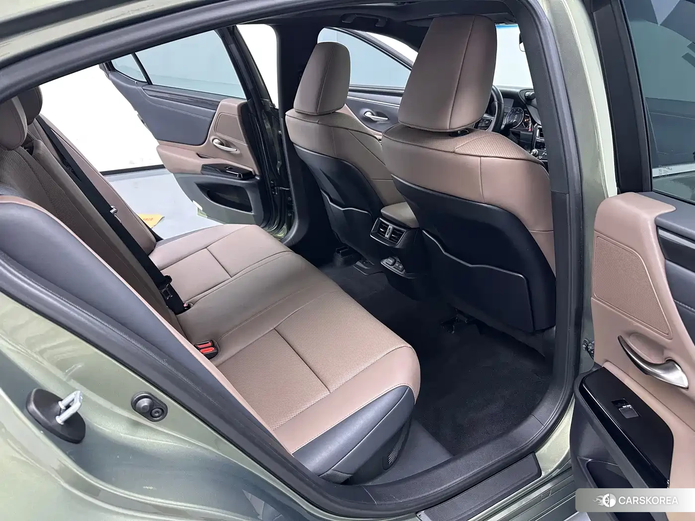Lexus ES 2022 Зеленый из Китая, фото 4