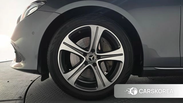 Mercedes-Benz E-Class W213 id 3853720 из Кореи 14