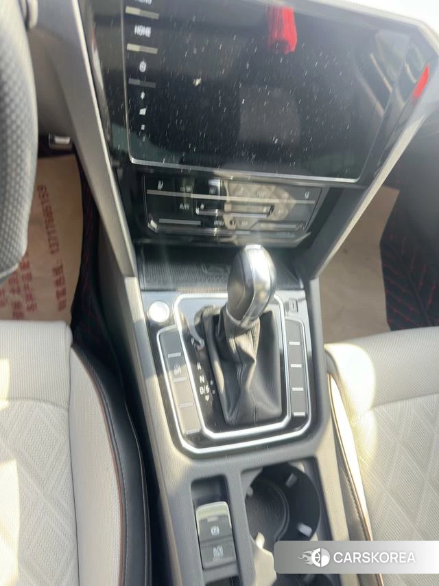 Volkswagen Magotan id 4257817 из Китая 8