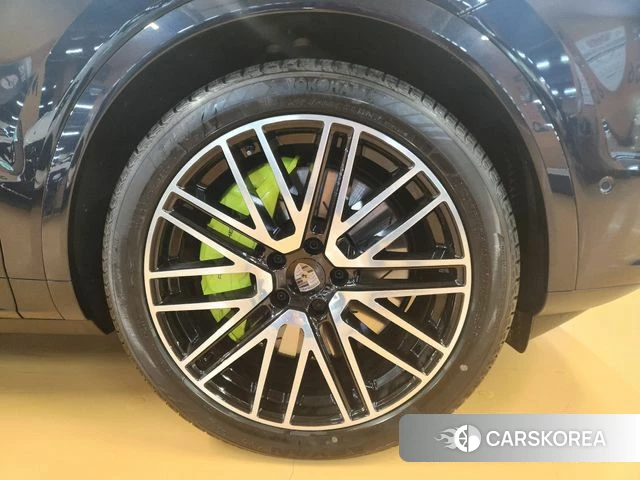 Porsche Cayenne (PO536) id 4279506 из Кореи 14