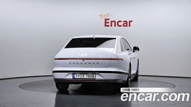 Hyundai Grandeur (GN7) id 2837531 из Кореи 14