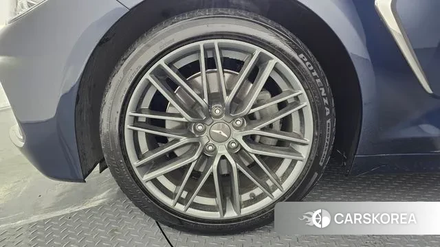 Genesis G70 id 3656746 из Кореи 14