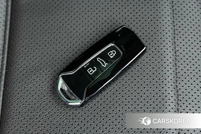 Volkswagen Touareg id 4271126 из Китая 14