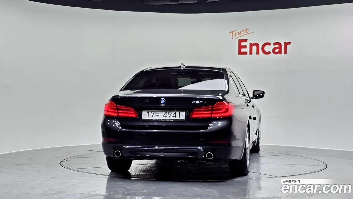 BMW 5 Series (G30) id 2055758 из Кореи 14