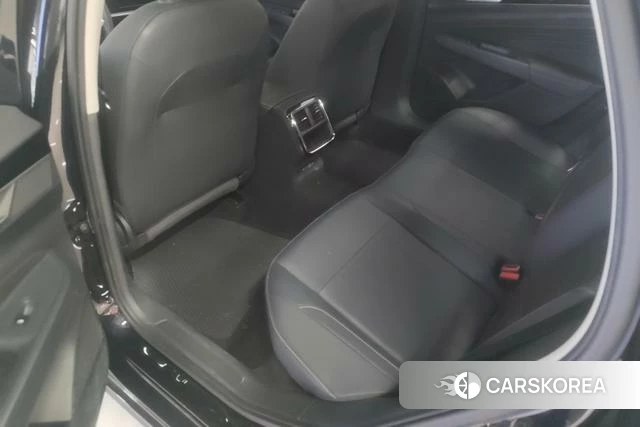 Volkswagen Passat id 4265536 из Китая 11
