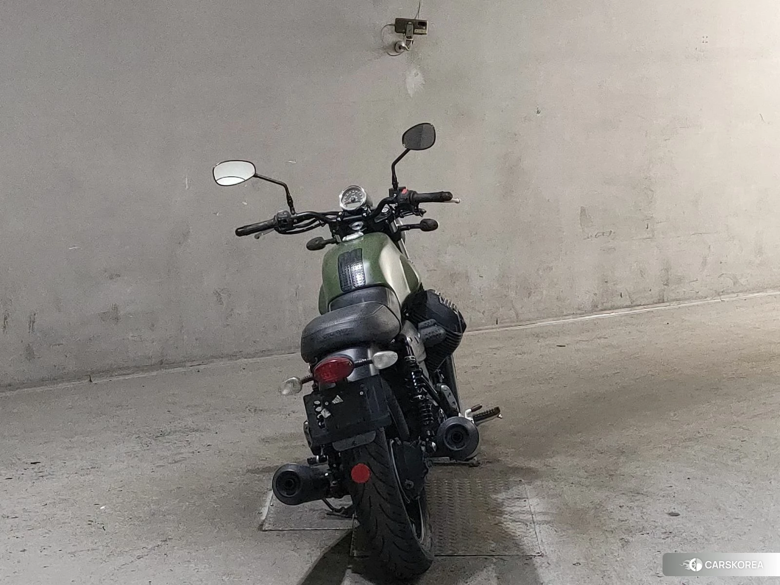 MOTO GUZZI V7 STONE 2018 из Японии