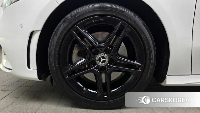 Mercedes-Benz A-Class W177 id 4769013 из Кореи 27