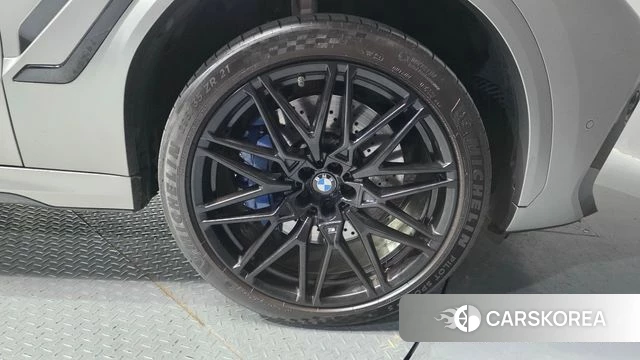 BMW X6M (G06) id 3852409 из Кореи 14