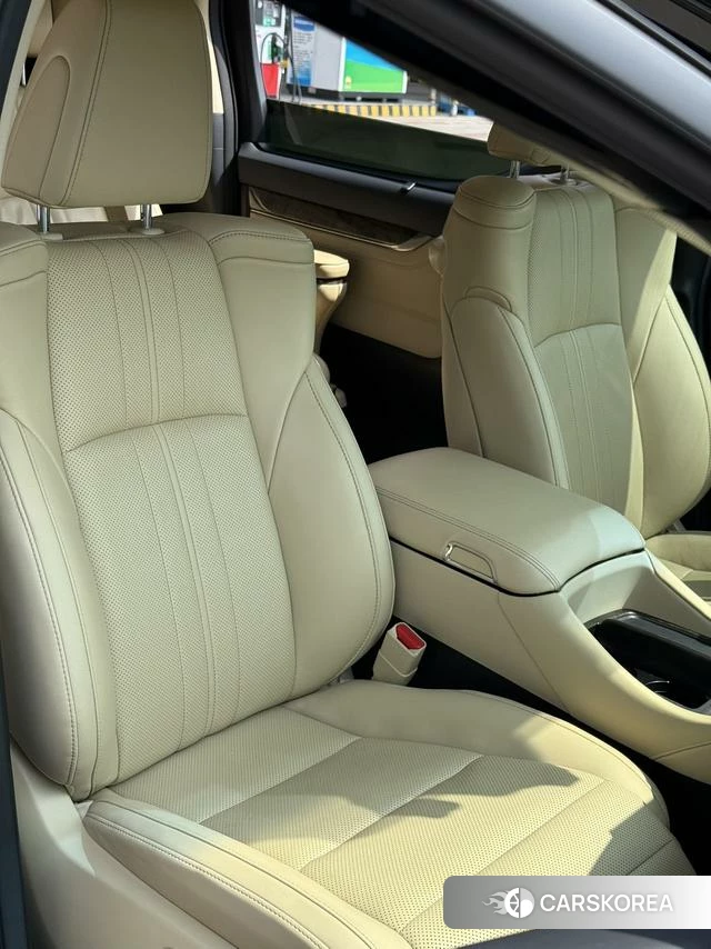 Toyota Wilfa id 4260668 из Китая 8
