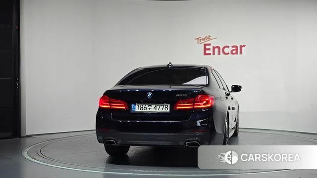 BMW 5 Series (G30) id 4918950 из Кореи 26