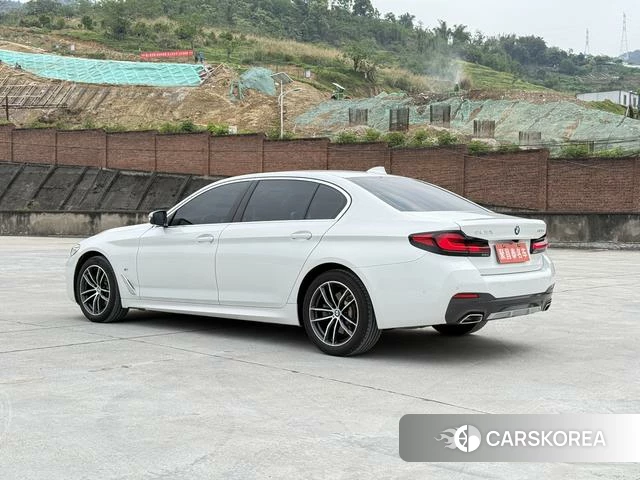 BMW 5 series 2021 Белый из Китая, фото 4