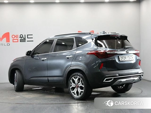 Kia Seltos id 4775742 из Кореи 14