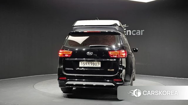Kia The New Carnival id 4403422 из Кореи 14