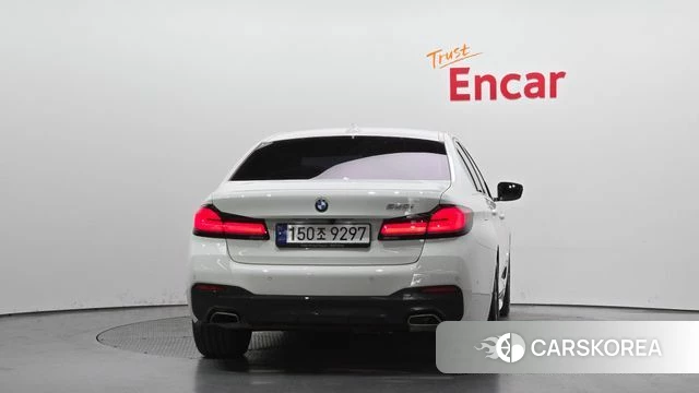 BMW 5 Series (G30) id 4223288 из Кореи 24