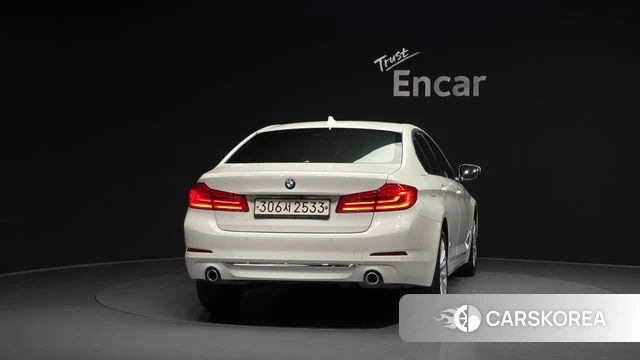 BMW 5 Series (G30) id 4435291 из Кореи 14