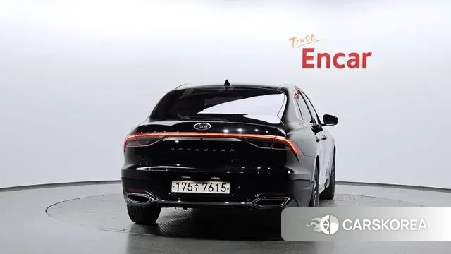 Hyundai The New Grandeur IG id 3428633 из Кореи 14