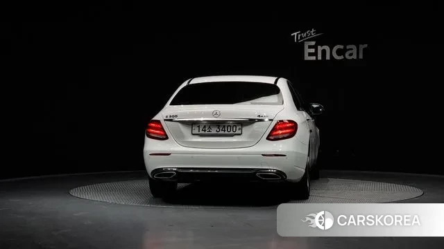 Mercedes-Benz E-Class W213 id 3514941 из Кореи 14