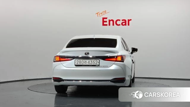 Lexus ES300h 7th generation id 4696614 из Кореи 34