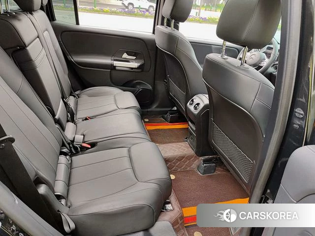 Mercedes-Benz GLB 2023 Черный из Китая, фото 4