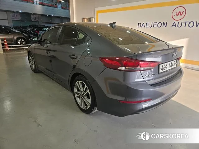 Hyundai Avante AD id 3651768 из Кореи 13