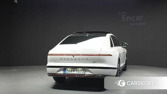 Hyundai Grandeur Hybrid (GN7) id 4871317 из Кореи 14