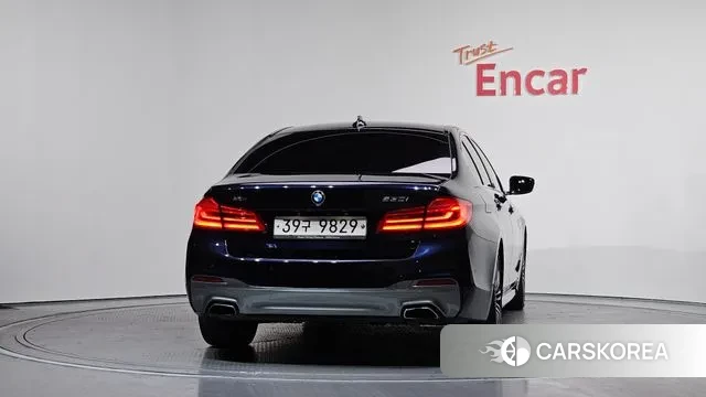 BMW 5 Series (G30) id 3526324 из Кореи 14