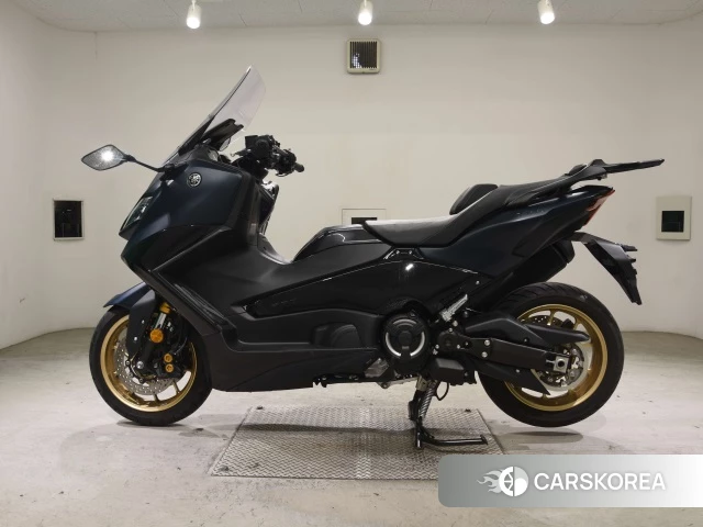 Yamaha T-MAX 560 TECH MAX 2023 из Японии, фото 2