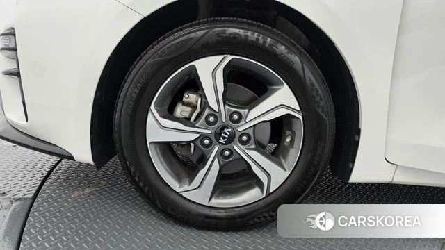 Kia Come New K3 id 4477284 из Кореи 29