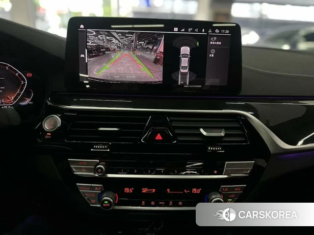 BMW 5 series id 4278324 из Китая 10