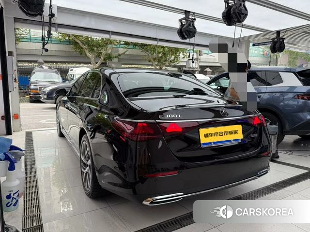 Mercedes-Benz E-class id 4239830 из Китая 16