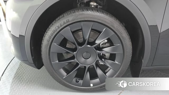 Tesla Model Y id 4200960 из Кореи 28