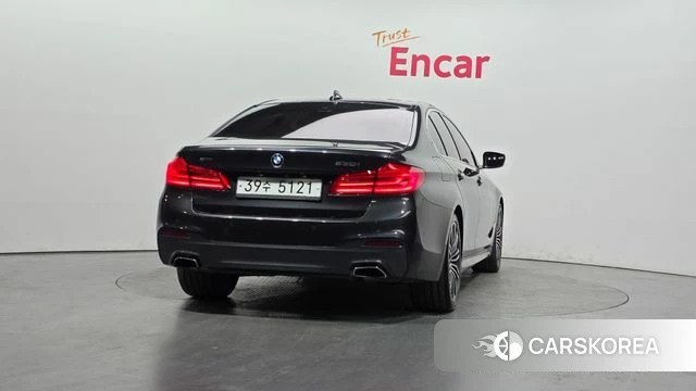 BMW 5 Series (G30) id 4286146 из Кореи 27