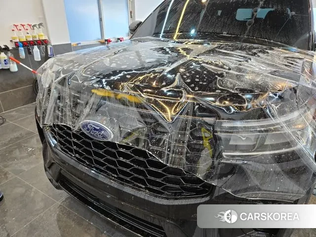 Ford Explorer 6th Generation 2024 Черный из Кореи, фото 4