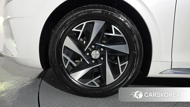 Hyundai The New Grandeur IG Hybrid id 4317664 из Кореи 33