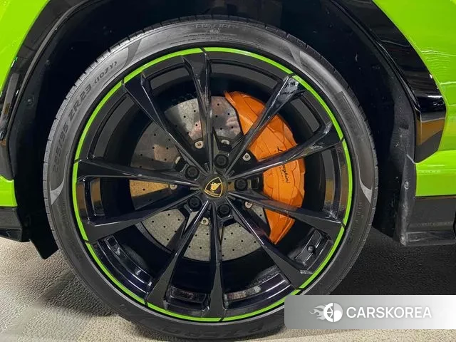 Lamborghini Urus 2021 Зеленый из Кореи, фото 5