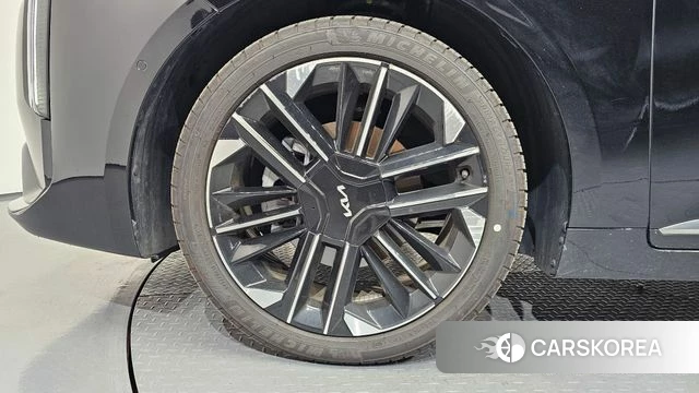 Kia The New K8 Hybrid id 4462267 из Кореи 30