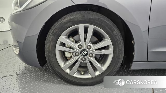 Hyundai Avante AD id 4411454 из Кореи 26