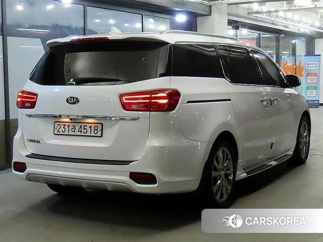 Kia The New Carnival id 4652333 из Кореи 14